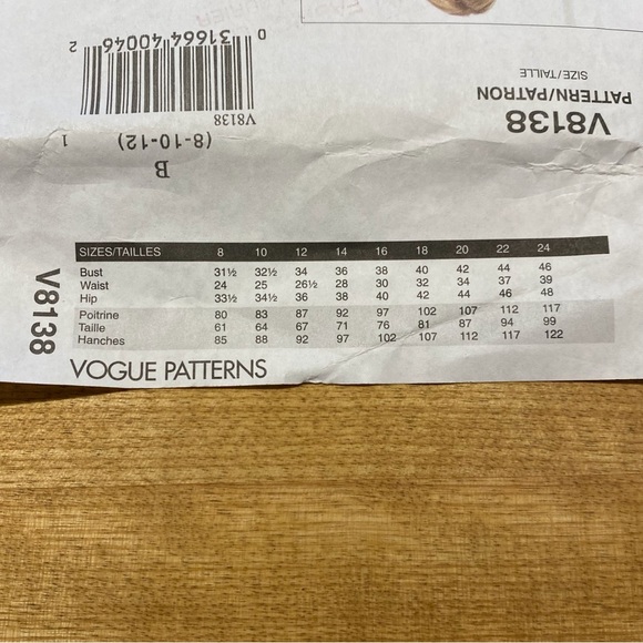 🪡 VOGUE Easy Options Misses’ Jacket, Top, Dress and Pants Sewing Pattern V8138 - Picture 7 of 7